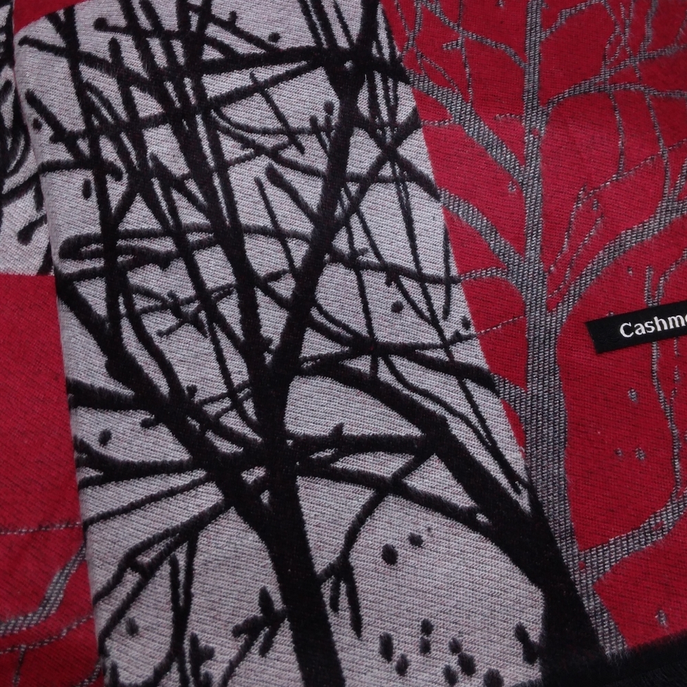 Cashmere Shaw's Svaves